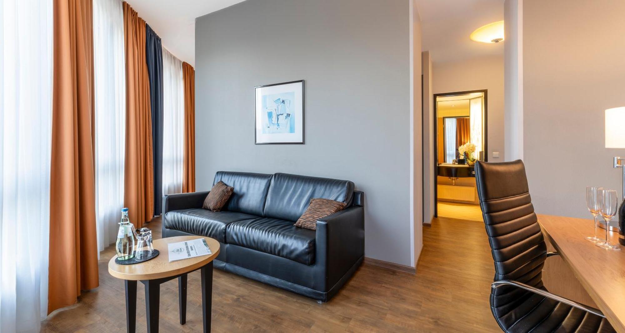 Plaza Premium Hotel Köln