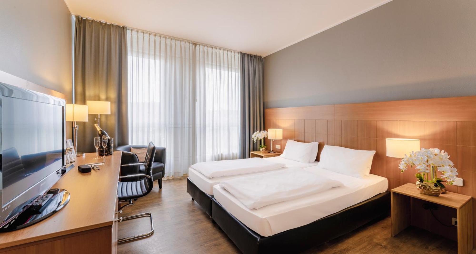Plaza Premium Hotel Köln